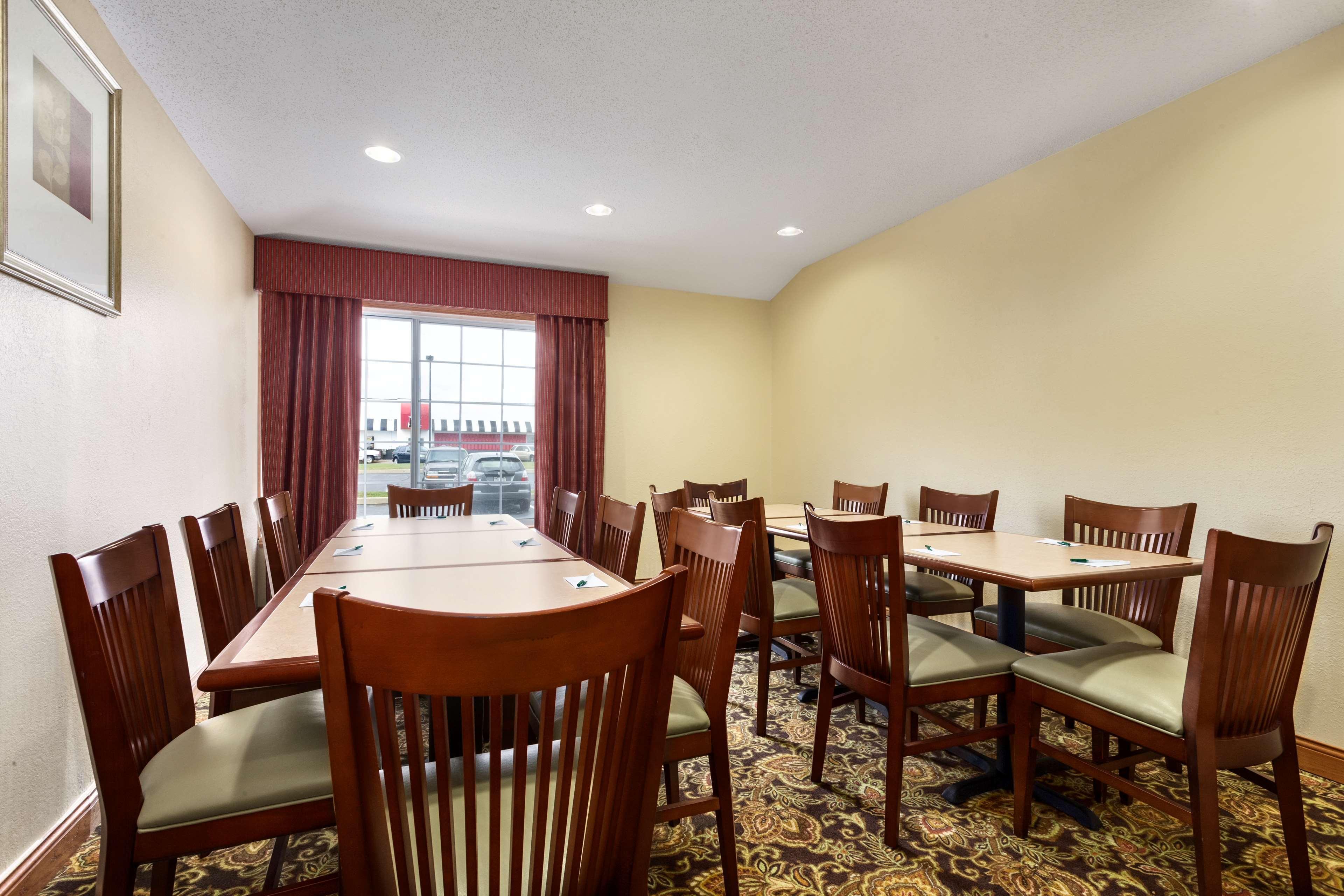 Country Inn & Suites By Radisson, Marion, Oh Bagian luar foto