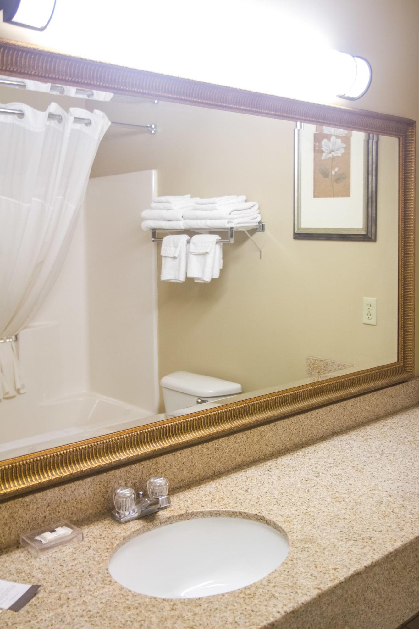 Country Inn & Suites By Radisson, Marion, Oh Bagian luar foto